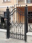 Фотография кованой калитки Кованая калитка фото