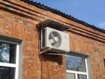 Фото защитного козырька для кондиционера Козырек для кондиционера фото