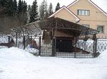 Фото кованого навеса из поликарбоната Кованый навес из поликарбоната фото
