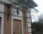 Навес над крыльцом из поликарбоната фото