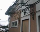 Навес над крыльцом из поликарбоната фото