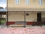 Навес над крыльцом из поликарбоната фото