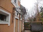 Навес над крыльцом из поликарбоната фото