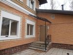 Навес над крыльцом из поликарбоната фото