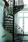 Фото винтовой кованой лестницы Винтовая кованая лестница фото